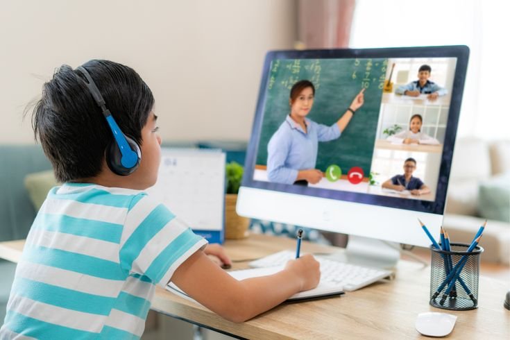 Homeschooling vs Sekolah Formal: Mana yang Lebih Baik untuk Anak Indonesia di Era Digital?